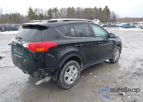 2015 Toyota Rav4 Le z USA, uszkodzony, nr VIN 2T3BFREV0FW322805
